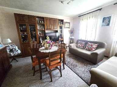 Villa bifamiliare, ottimo stato, 170 m², Centro, Zero Branco