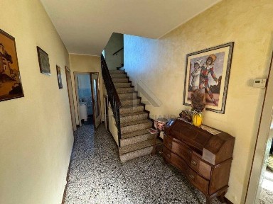 Villa unifamiliare via Feltrina Sud, Centro, Montebelluna