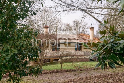 Villa unifamiliare via Alzaia sul Sile, Centro, Silea