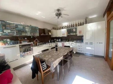 Villa unifamiliare via Pola No Number, Ponzano, Ponzano Veneto