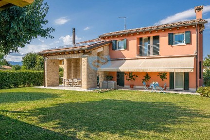 Villa unifamiliare via Casonere, Caerano di San Marco
