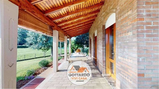 Villa unifamiliare, ottimo stato, 350 m², Castagnole, Paese