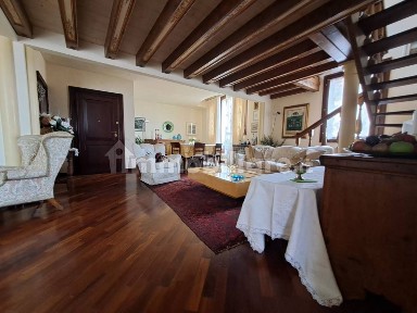 Villa unifamiliare via San Nicolò, San Nicolò, Treviso