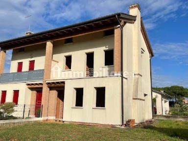 Villa bifamiliare, nuova, 170 m², Padernello, Paese