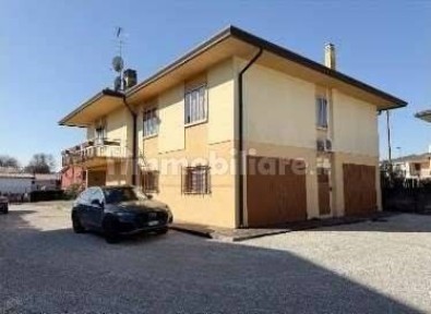 Villa unifamiliare via Trefoni, 21, Centro, Paese