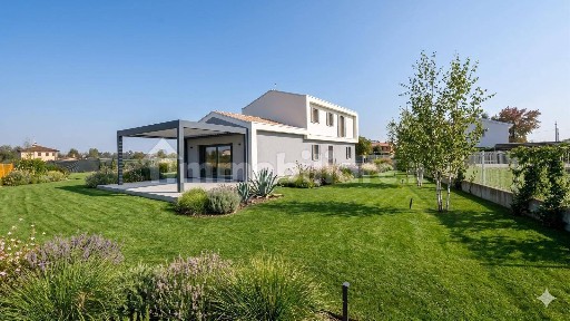Villa unifamiliare, nuova, 153 m², Centro, Zero Branco