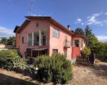 Terratetto unifamiliare via del Torcituro 26, Torretta - Torrione, L'Aquila
