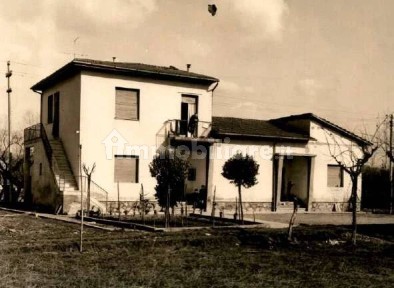 Villetta a schiera all'asta via 8 Marzo null, Montevarchi