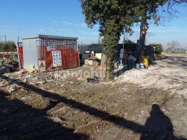 Villetta a schiera all'asta via Narsete 8 int. 3, Forlì