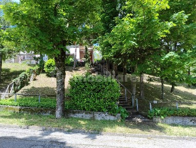Santa Sofia, Viale dei Pini, 38