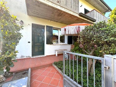 Villa a schiera via Eulero 34, Villamarina Monte, Cesenatico