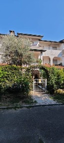 Villa a schiera 5 locali, buono stato, Centro, Savignano sul Rubicone