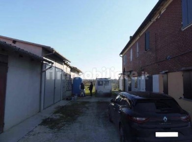 Villetta a schiera all'asta via Narsete, 8, Forlì