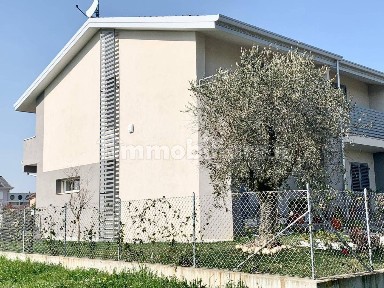 Cesena, Ospedale - Case Finali