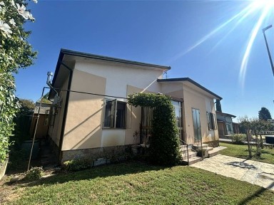 Villa unifamiliare Strada Solarolo, Goito