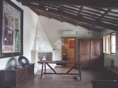 Spoleto, località San Giacomo, 1