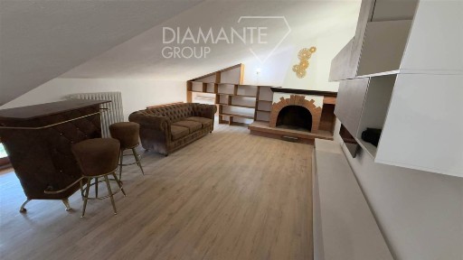 Trilocale ottimo stato, secondo piano, Contrada Mulino, Castiglione del Lago
