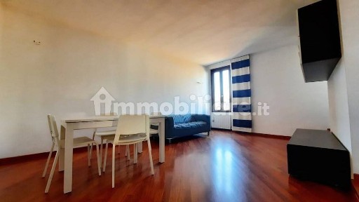 Bilocale via 10 Giugno, Piazzale Milano - Stazione, Piacenza
