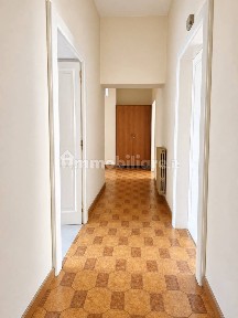 Quadrilocale viale Regina Margherita, Centro, Crotone