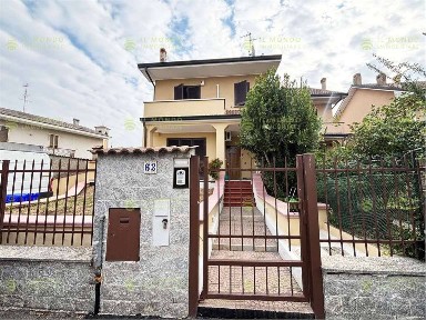 Mediglia, Via Martiri Della Libertà, 63
