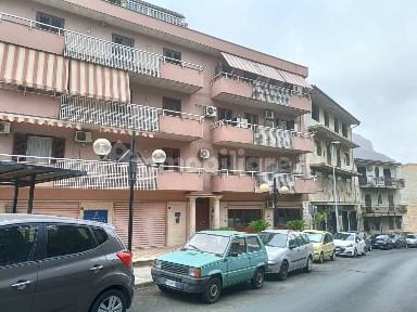 Locale commerciale in Affitto