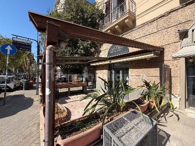 Palermo, Politeama - Ruggiero Settimo, Via della Libertà, 27