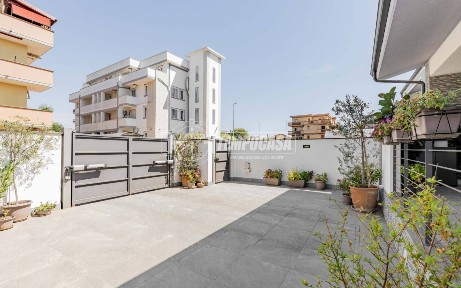 Villa a schiera via Felice Ceccarelli 13, Isola Sacra, Fiumicino