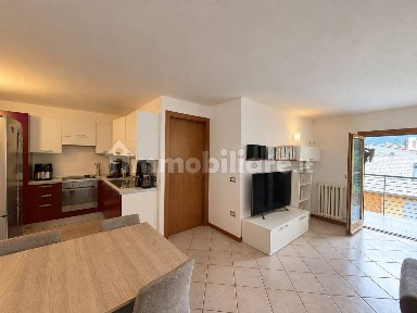 Trilocale via San Rocco, Centro, Morbegno