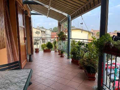 Trilocale via Vecchio Forno 12, Centro, Caselle Lurani