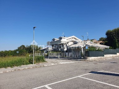 Trilocale via Adige, Boschetti, Peschiera del Garda