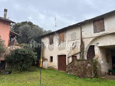 Casale 255 m², Vallelata, Aprilia