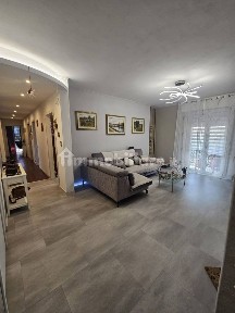 Appartamento via Lodovico Salomoni, Zona Fiera, Verona