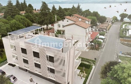 Trilocale Strada Bergamini 47, Centro, Peschiera del Garda