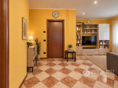 Trilocale via Colli, Centro, Pescantina