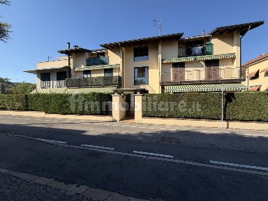 Trilocale via Mario Locatelli, Centro, Sesto Calende