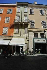 Bilocale via Cavour, 31, Centro Storico, Parma