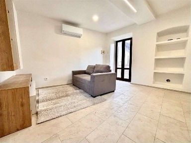 Trilocale via cavour, 13, Centro, Gavirate