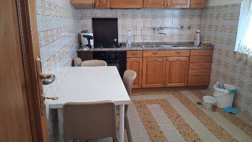 Trilocale viale Dante, Centro, Medesano