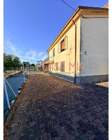 Villa unifamiliare via Castello Chiapponi, Centro, Rottofreno
