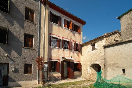 Miane, Via Trieste, 61