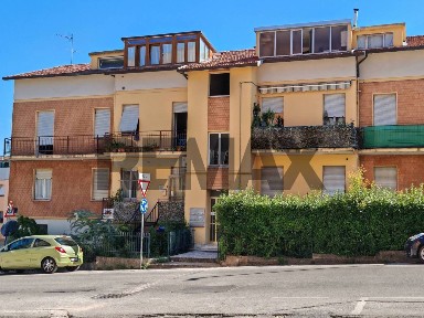 Attico via Giacomo Brodolini 24, Centro, Recanati