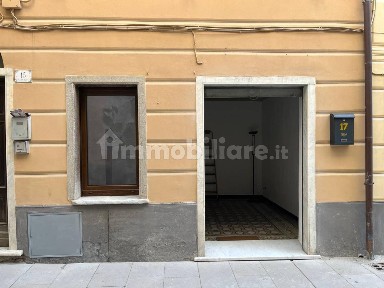 Locale commerciale in Affitto