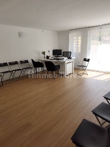 Locale commerciale in Affitto