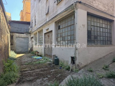 Roma, Tor Tre Teste - Torre Maura, Via dei Tordi, 14B