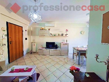 Trilocale viale leonardo, 0, Centro, Piedimonte San Germano