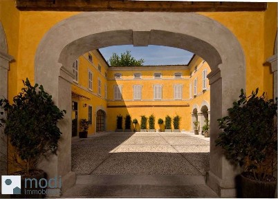 Trilocale ottimo stato, secondo piano, Centro Storico, Crema