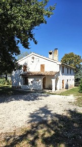 Pollenza, Contrada Morazzano, 9
