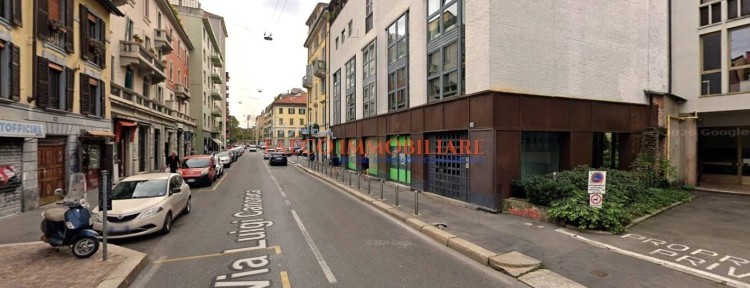 Locale commerciale in Affitto