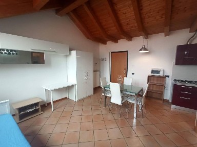 Monolocale via Santi Pietro e Paolo 18, Centro Storico, Lissone