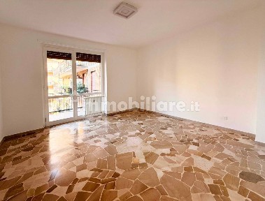 Trilocale via Antonio Cantore 2, Grazie Vecchie - Boschetti Reali, Monza